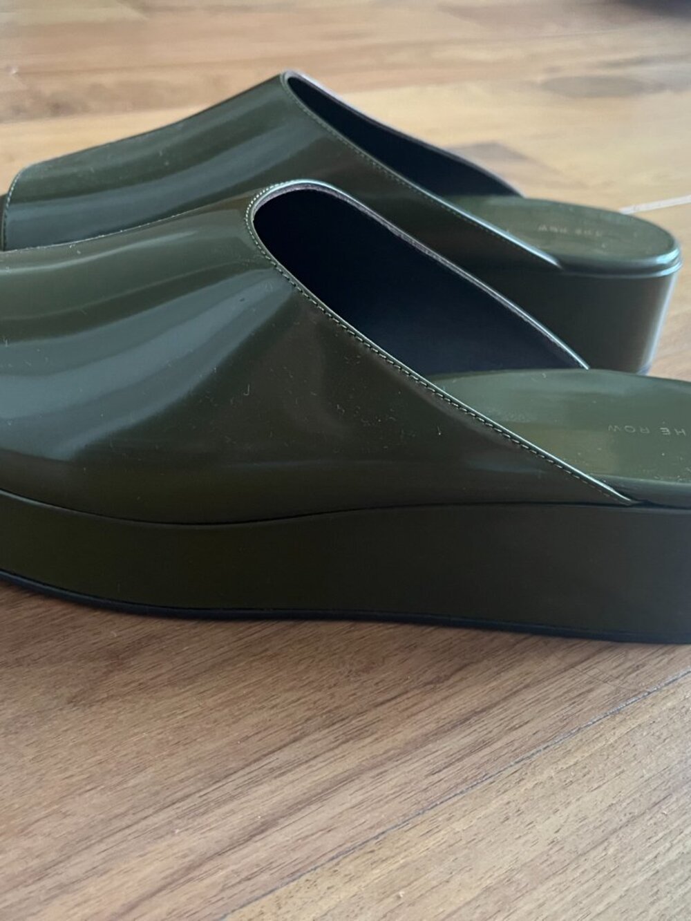 The Row Emi Flatform Sandal - Picture 6 of 7